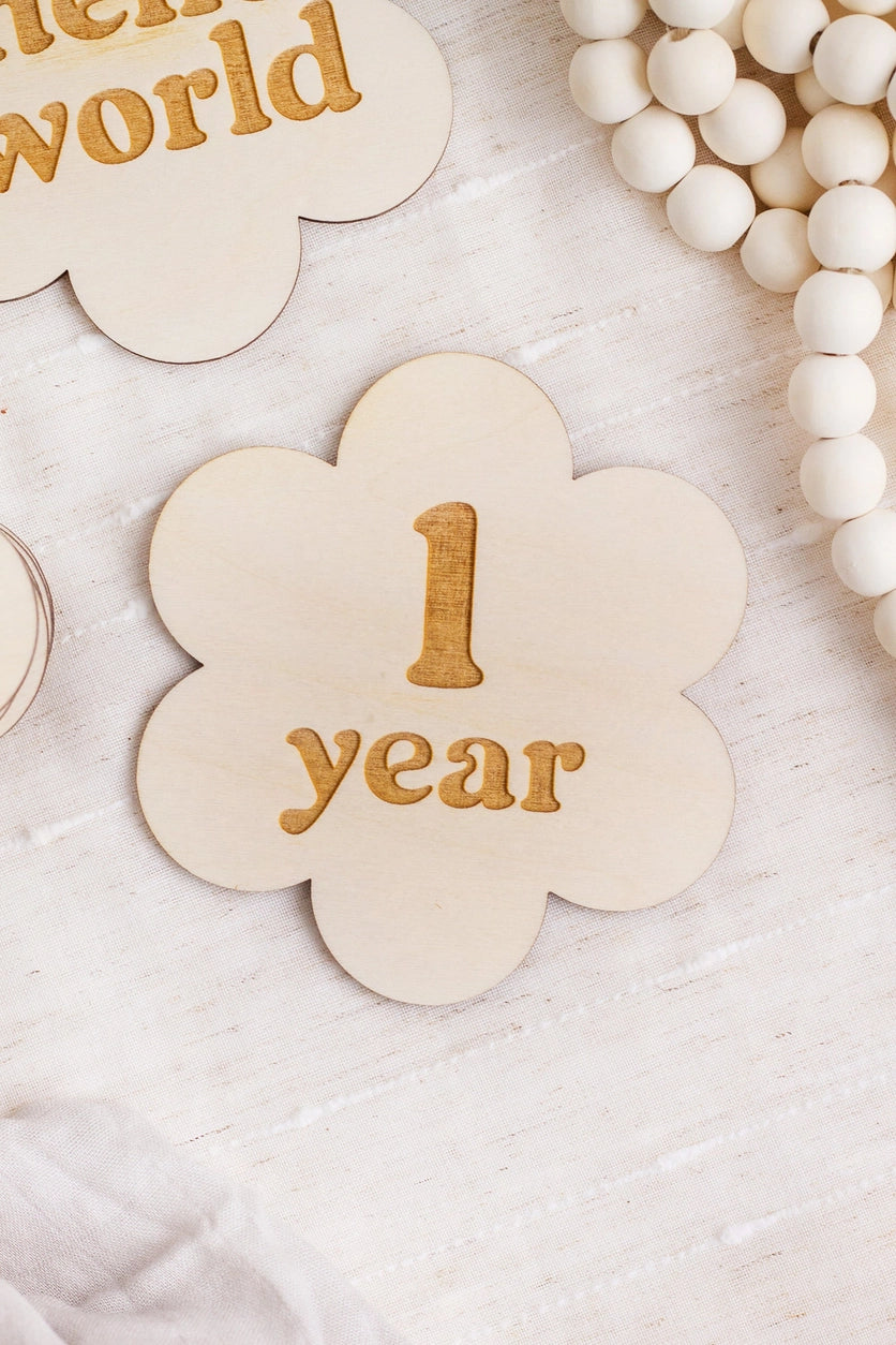 Flower Baby Milestone Signs